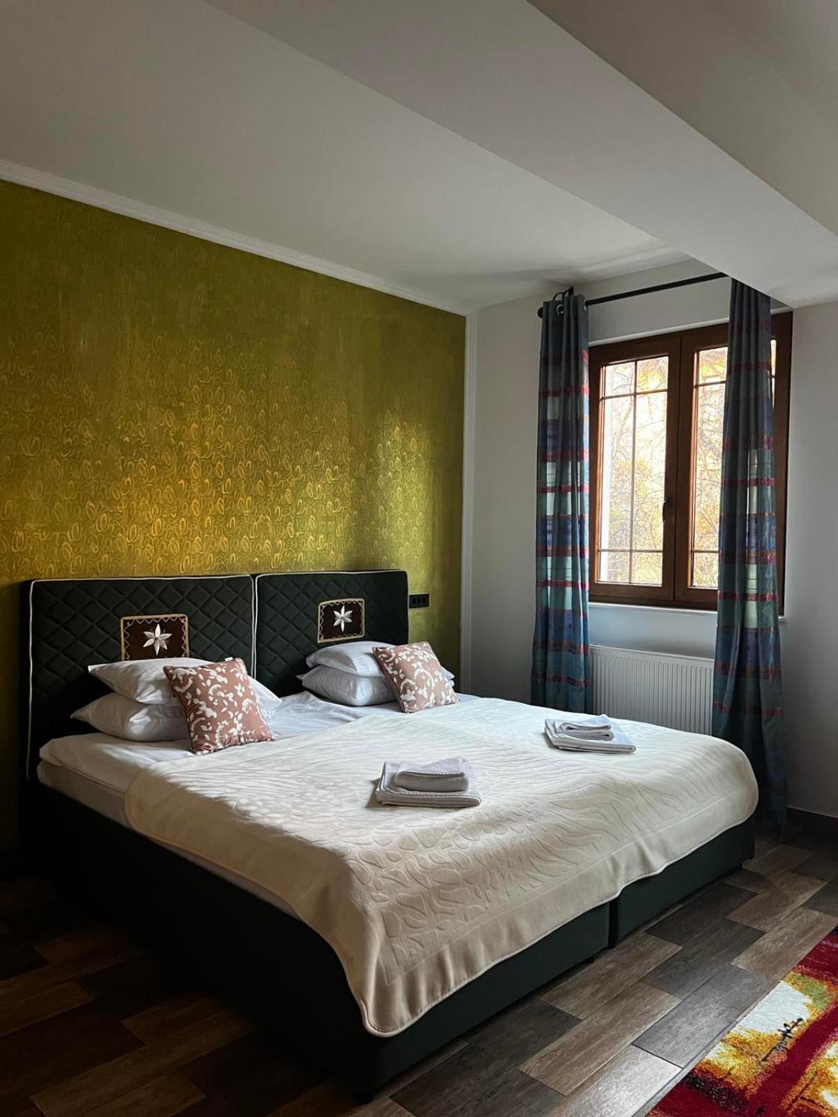 Royal Gold Hotell SJJ Exteriör bild